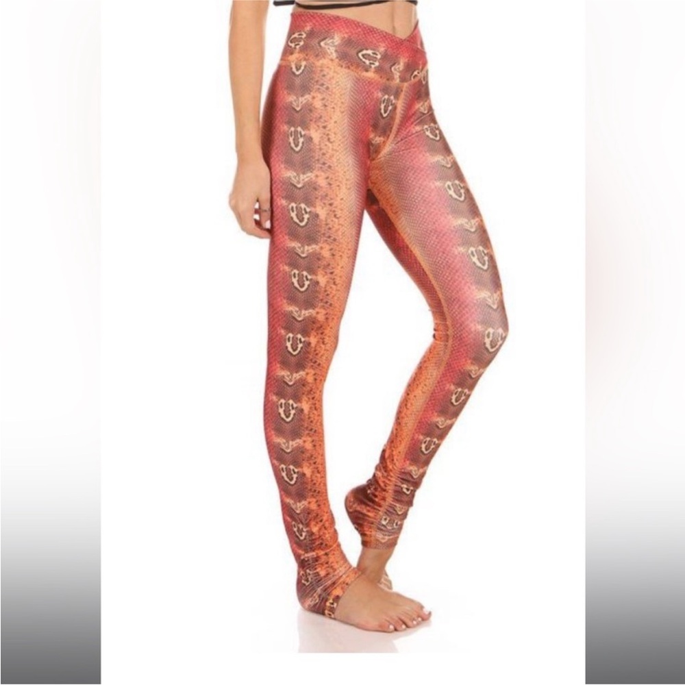 Mika Yoga Wear Pink Snake Print Leggings